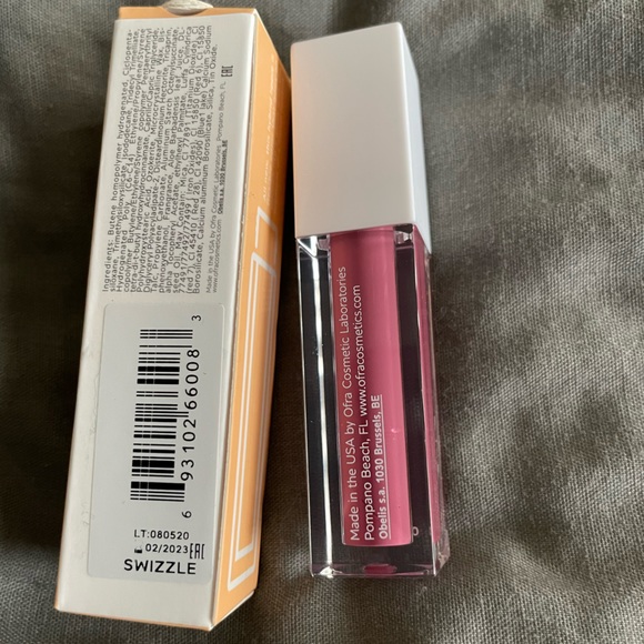 Ofra Flexi stick lip color in SWIZZLE - Picture 2 of 2